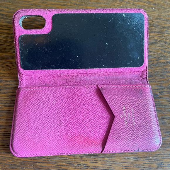 Used Authentic Louis Vuitton IPhone X phone case - Picture 8 of 8